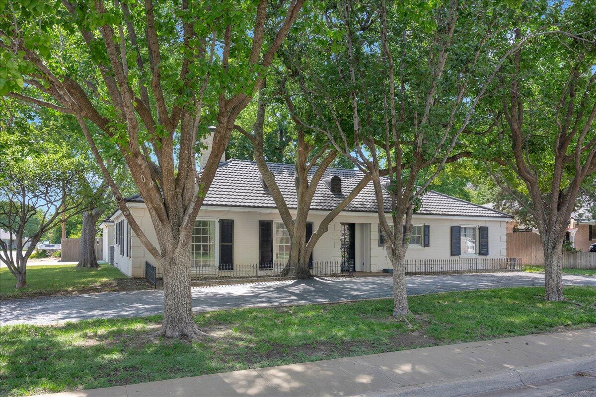 3501 Patterson Drive Property Photo