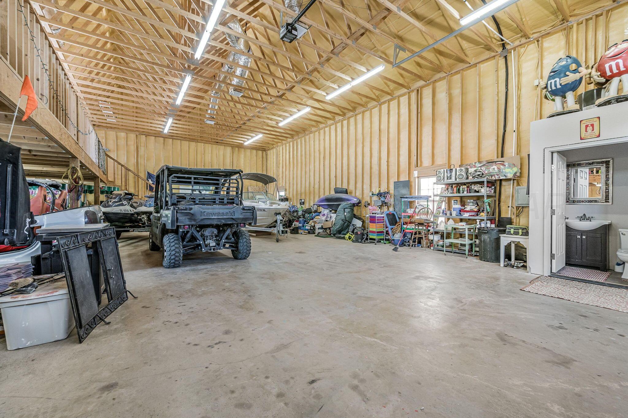 100 Cedar Property Photo 4