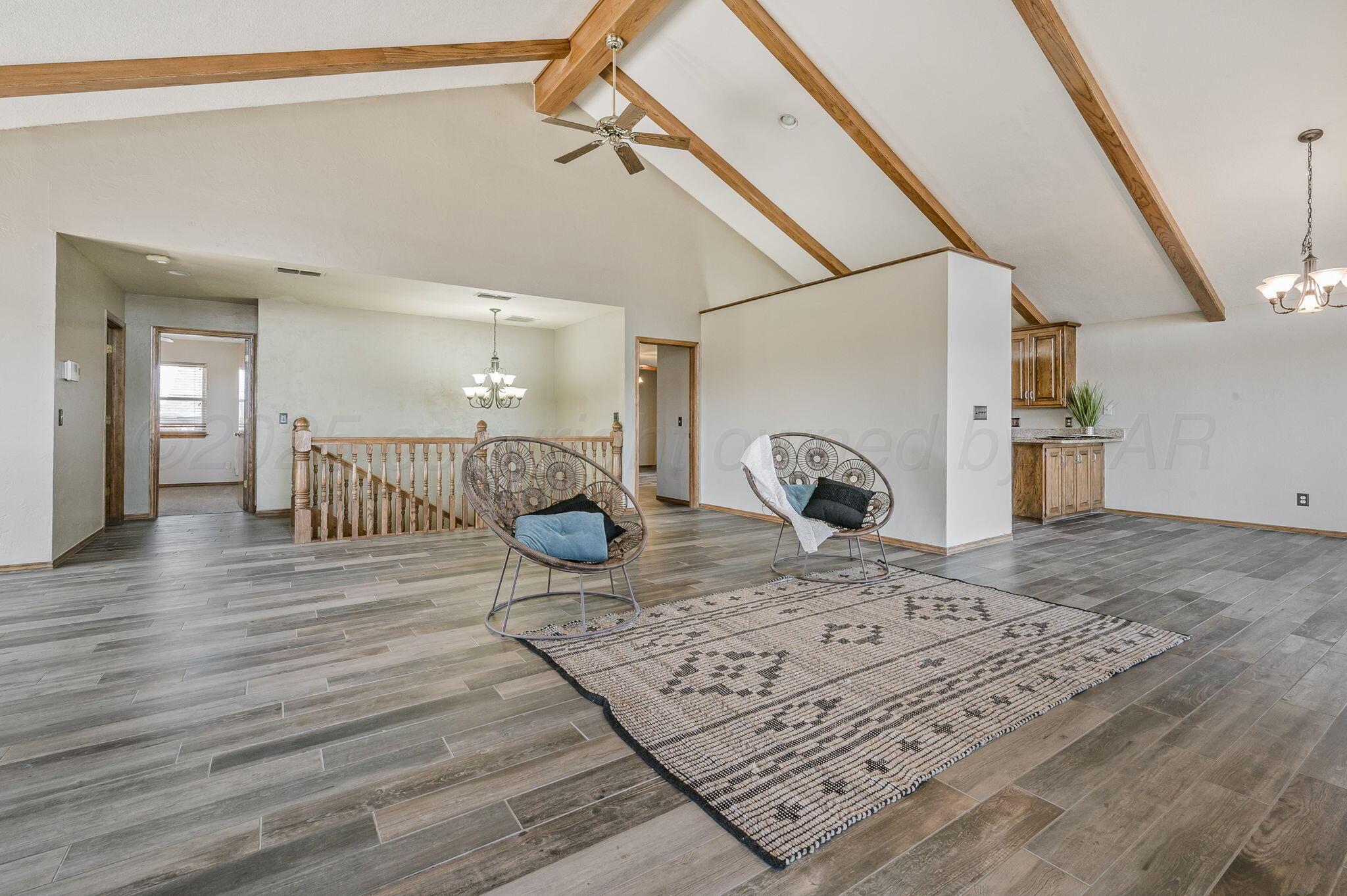 100 Cedar Property Photo 28