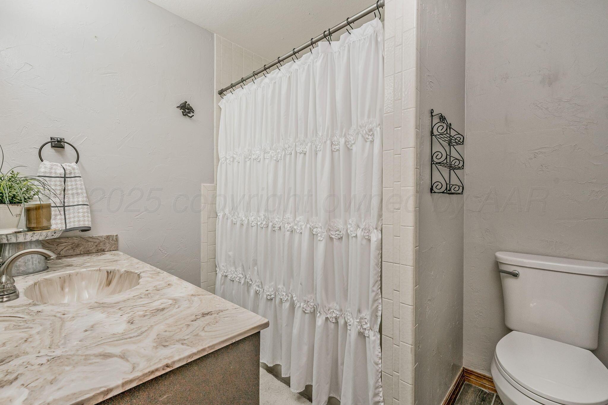 100 Cedar Property Photo 41