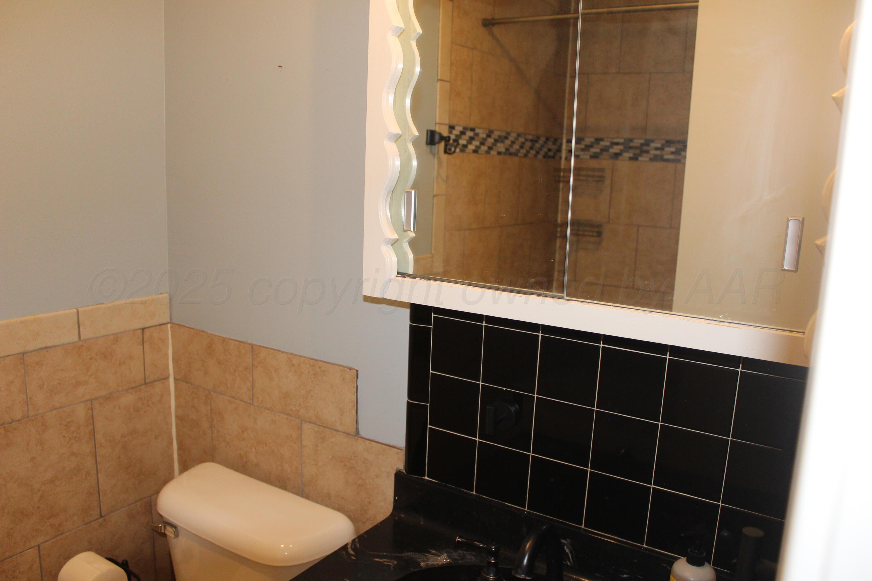306 Douglas Street Property Photo 20