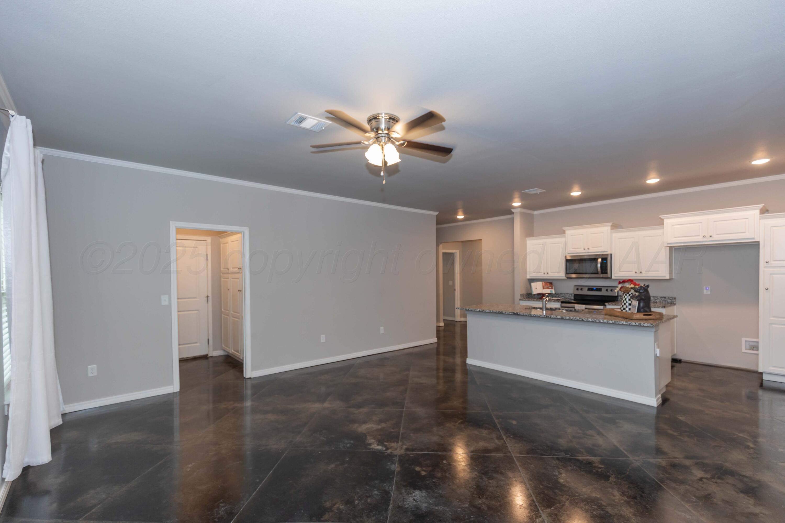 9920 Otis Court Property Photo 5