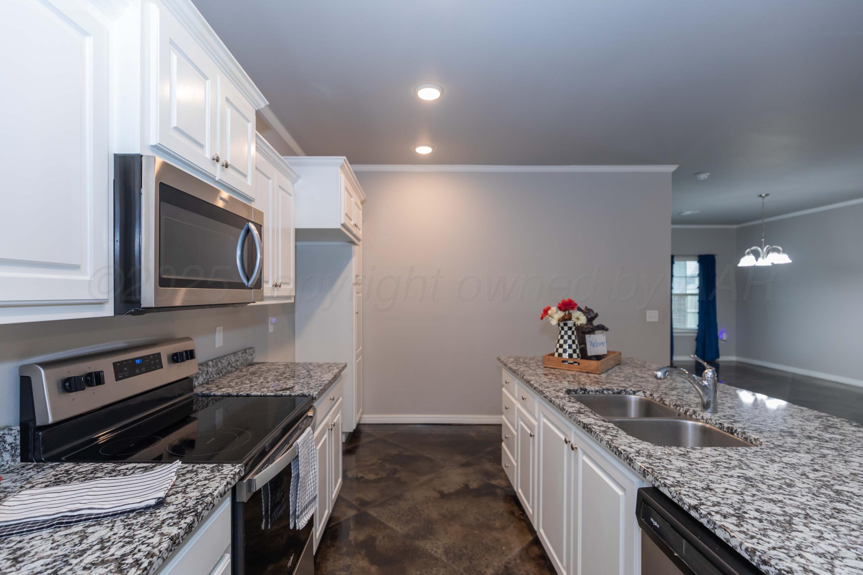 9920 Otis Court Property Photo 8