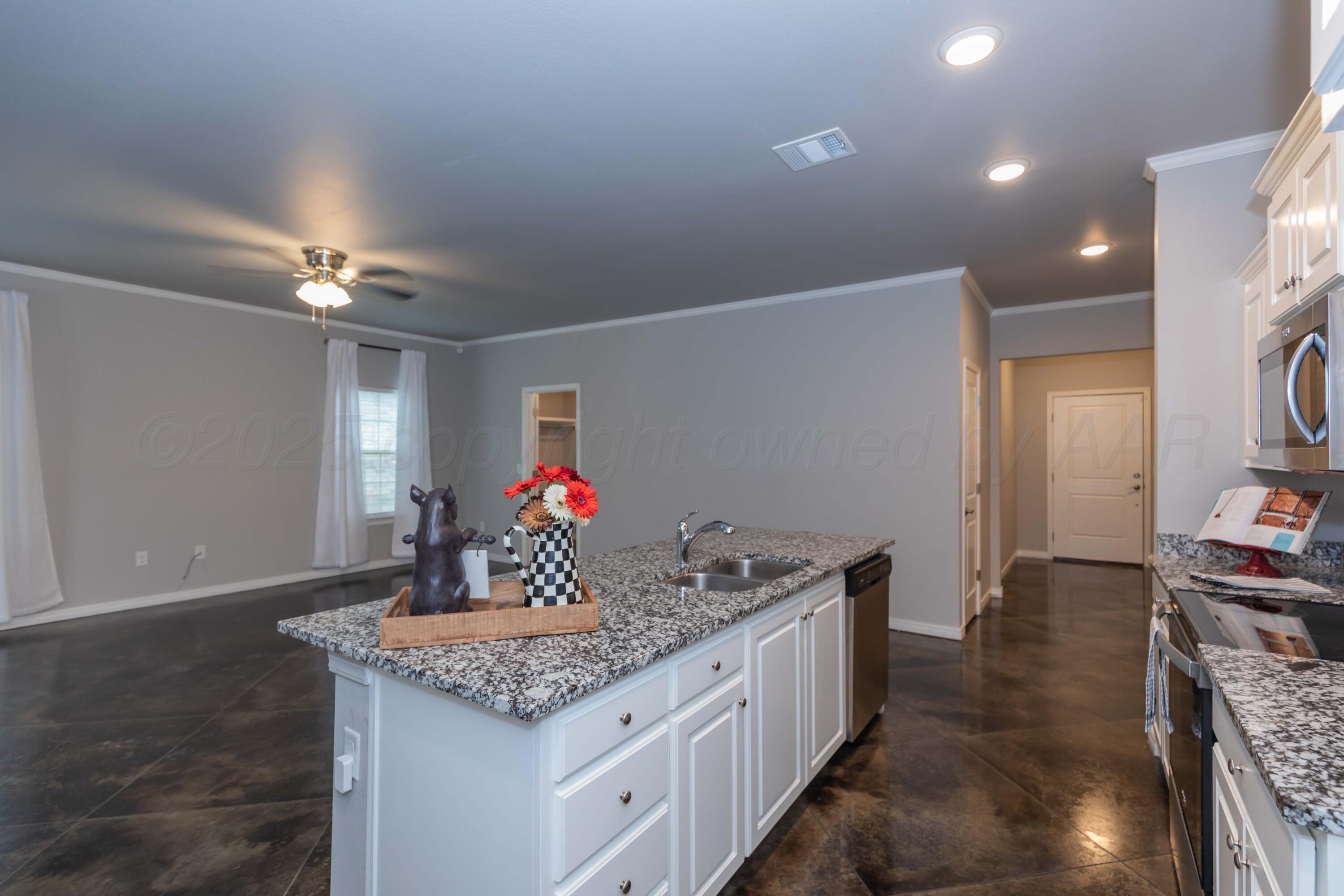 9920 Otis Court Property Photo 10