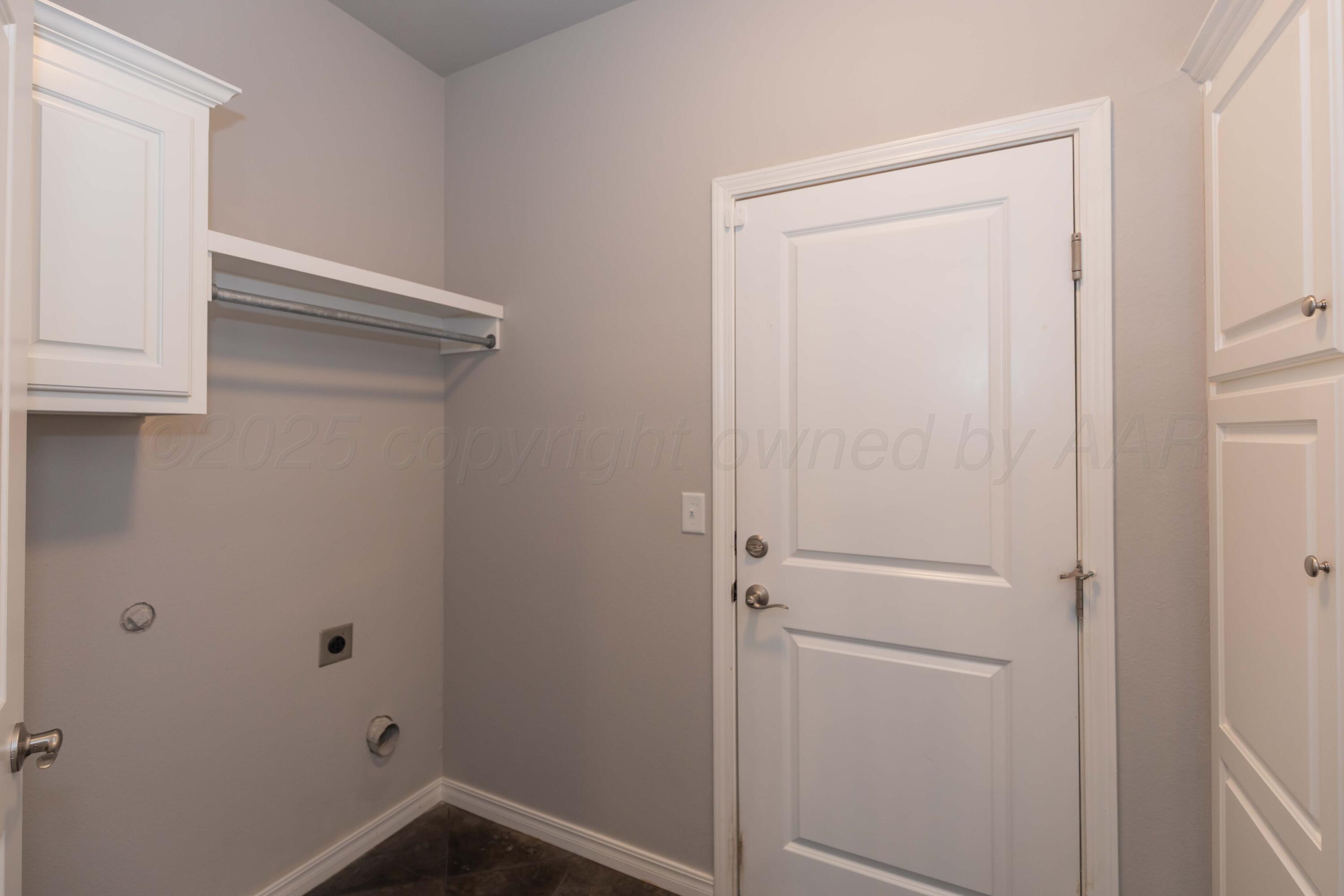 9920 Otis Court Property Photo 35