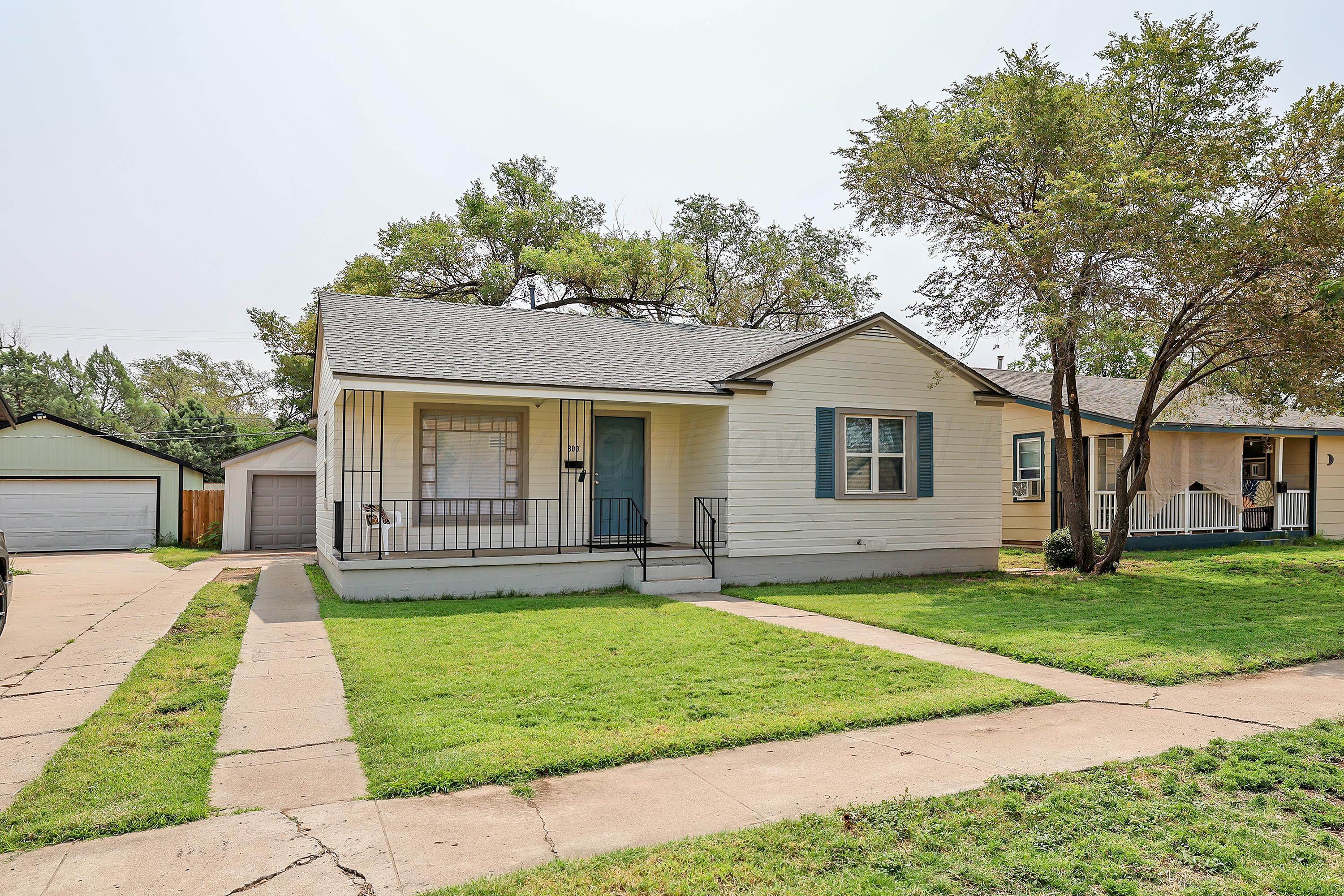 809 S Forest Street Property Photo