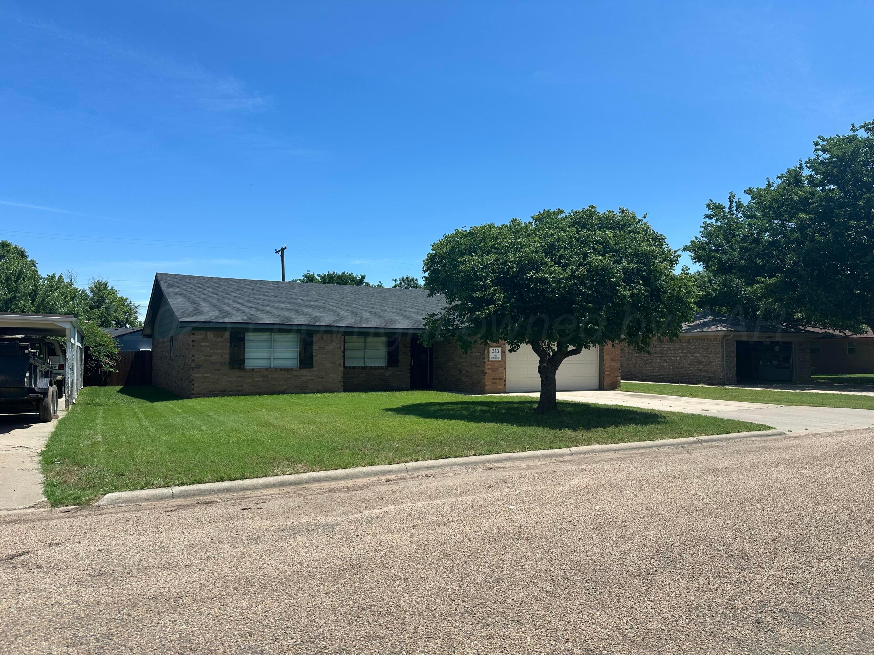 313 Mustang Street Property Photo 1