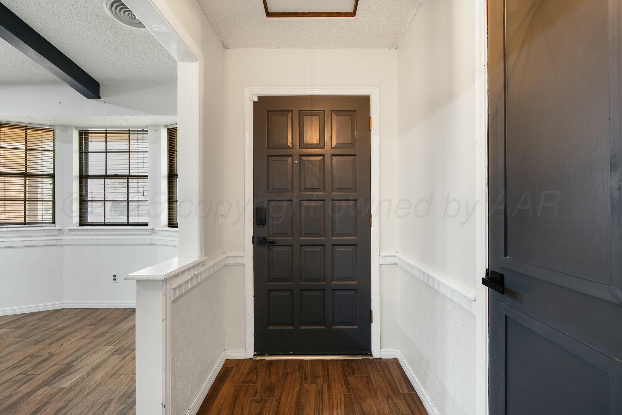 6206 Yale Street Property Photo 5