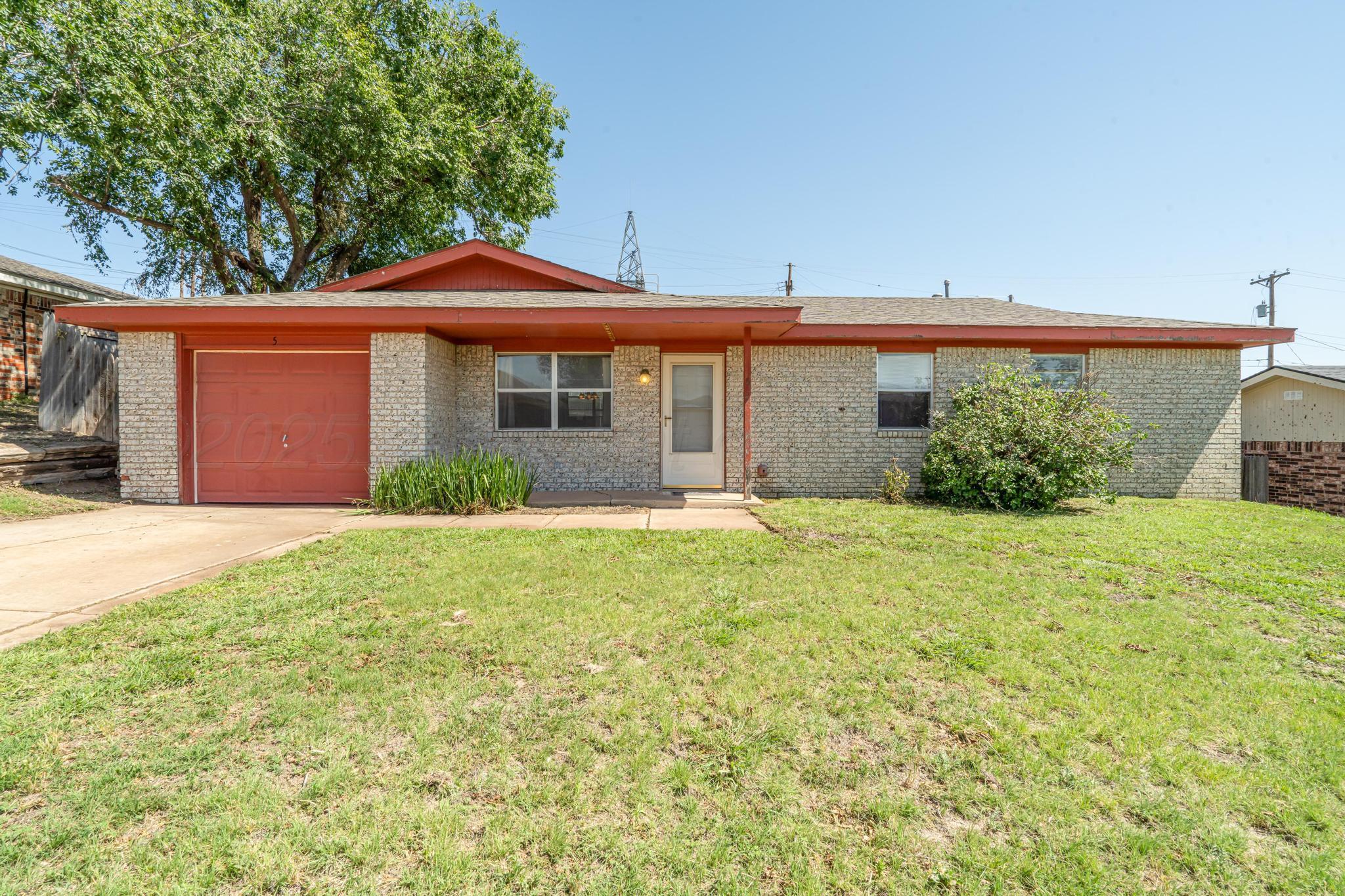 5 Hooper Drive Property Photo 1