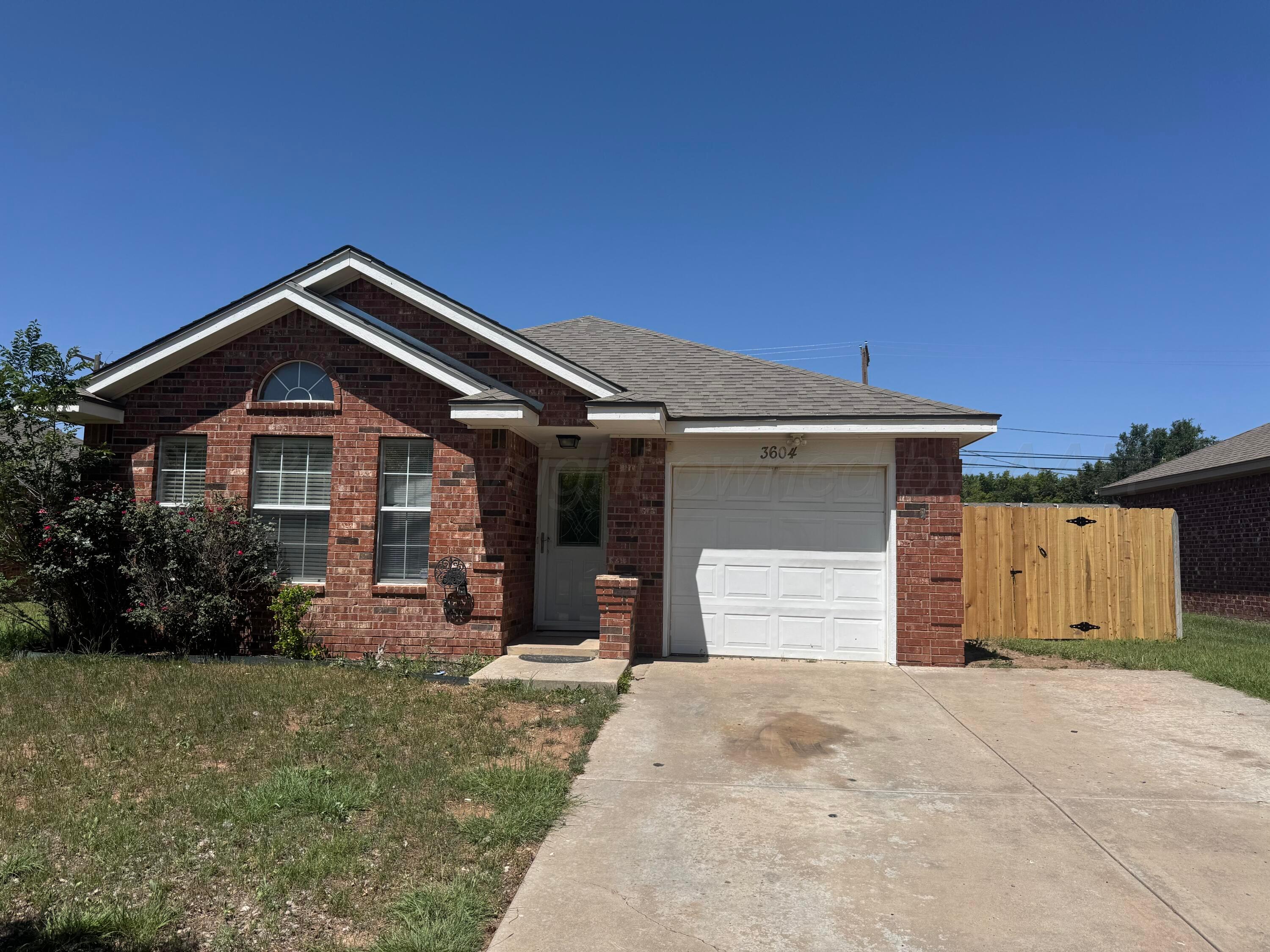 3604 S Roberts Street Property Photo 1