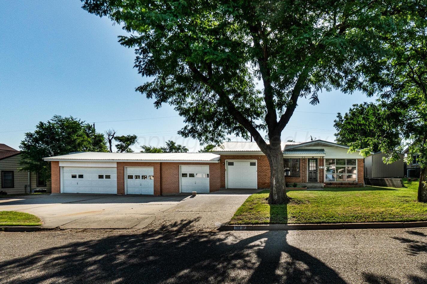 213 Union Street Property Photo