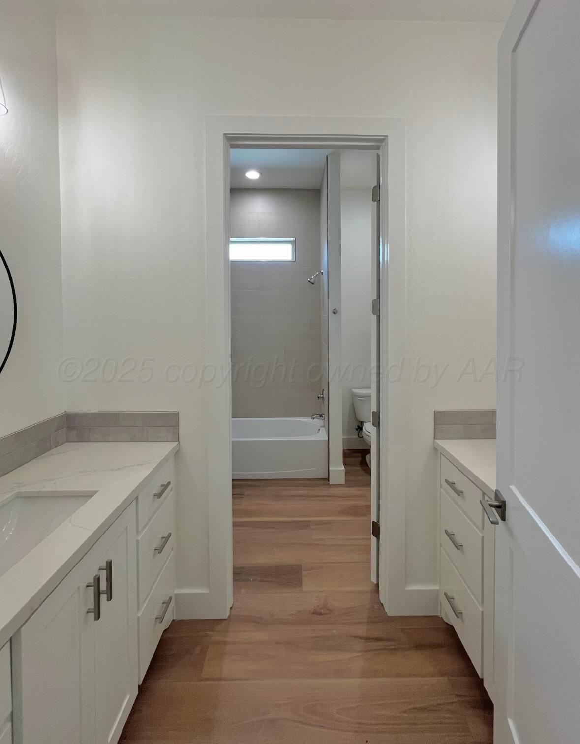 18451 Colt Street Property Photo 11