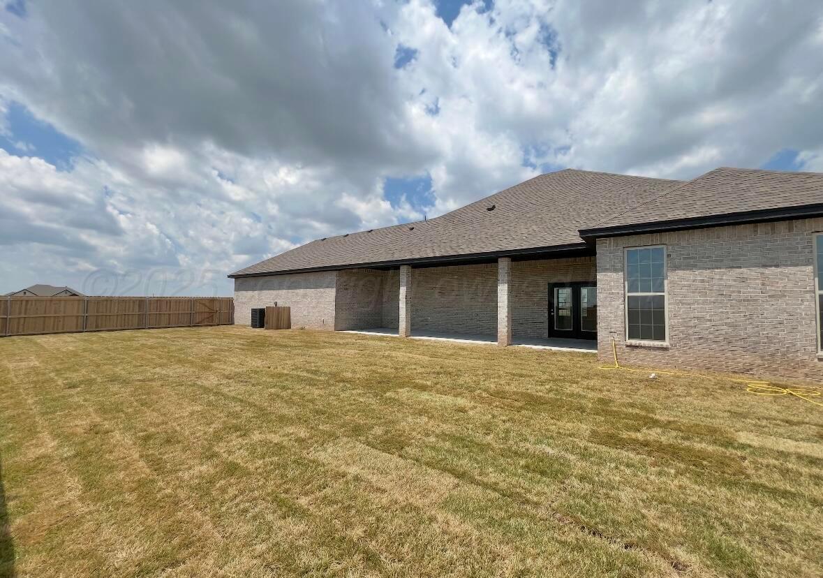 18451 Colt Street Property Photo 15