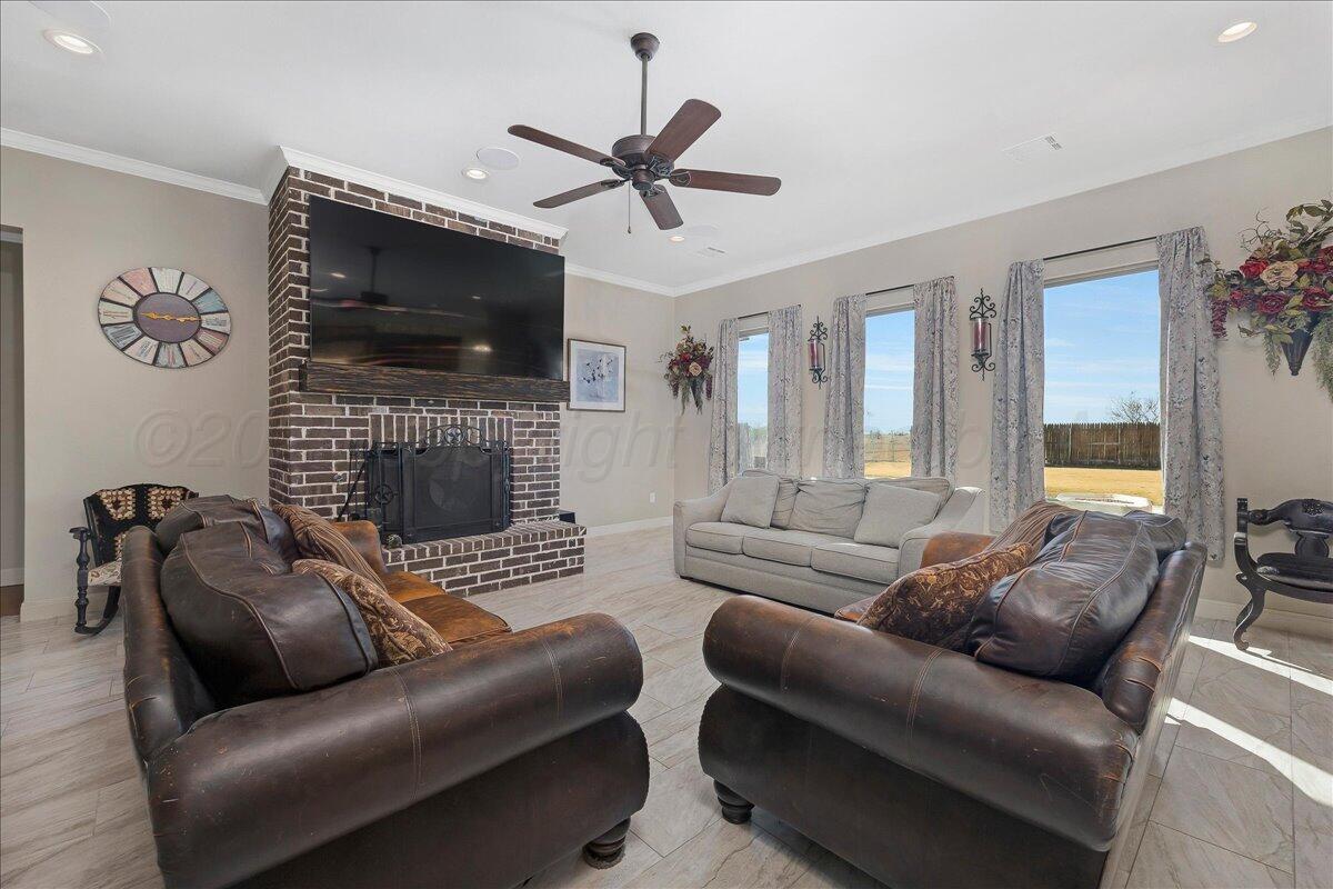 1000 Canyon Parkway Property Photo 7