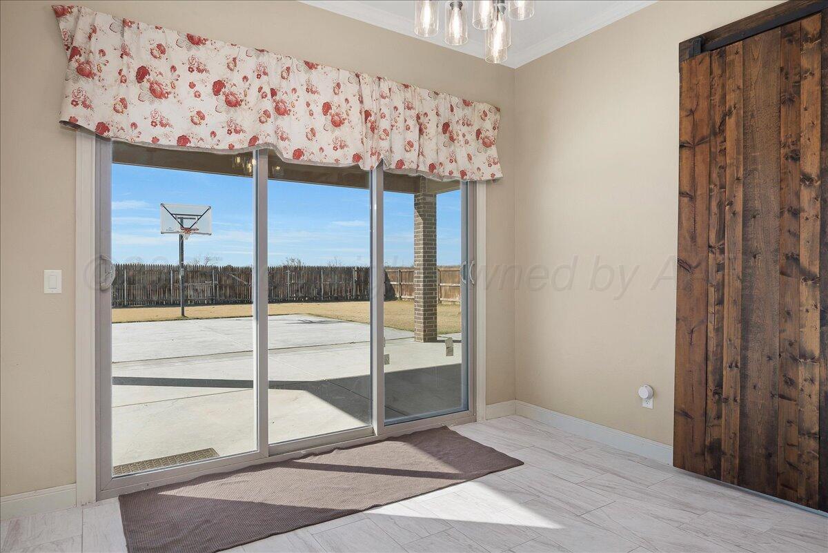 1000 Canyon Parkway Property Photo 15