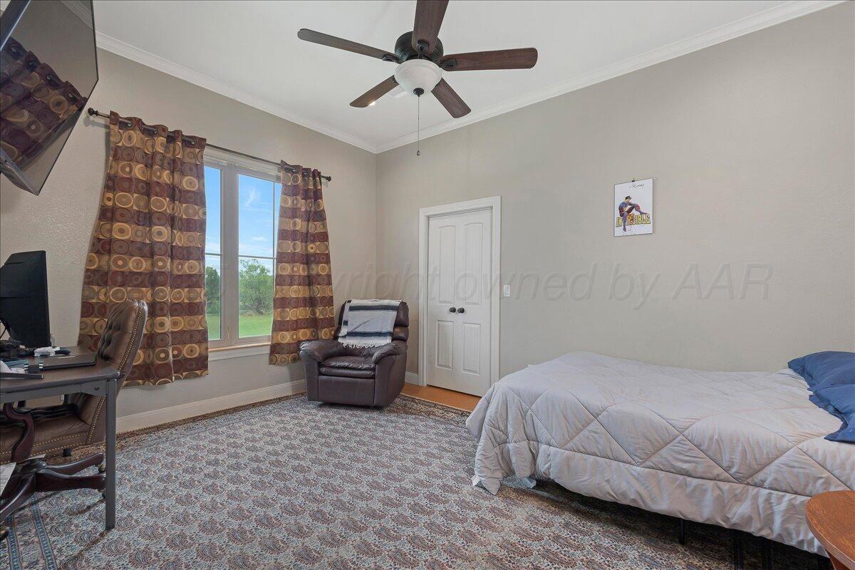 1000 Canyon Parkway Property Photo 20