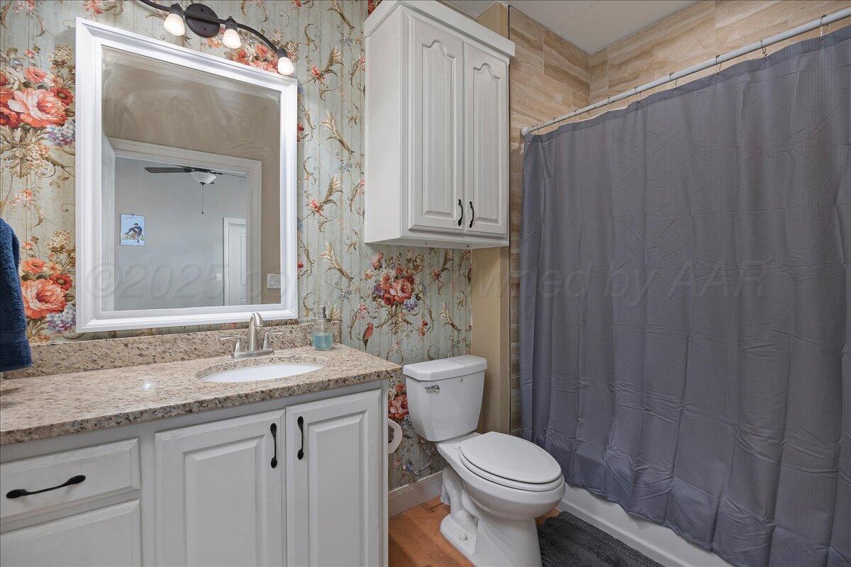 1000 Canyon Parkway Property Photo 22