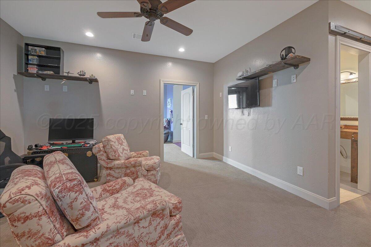 1000 Canyon Parkway Property Photo 27