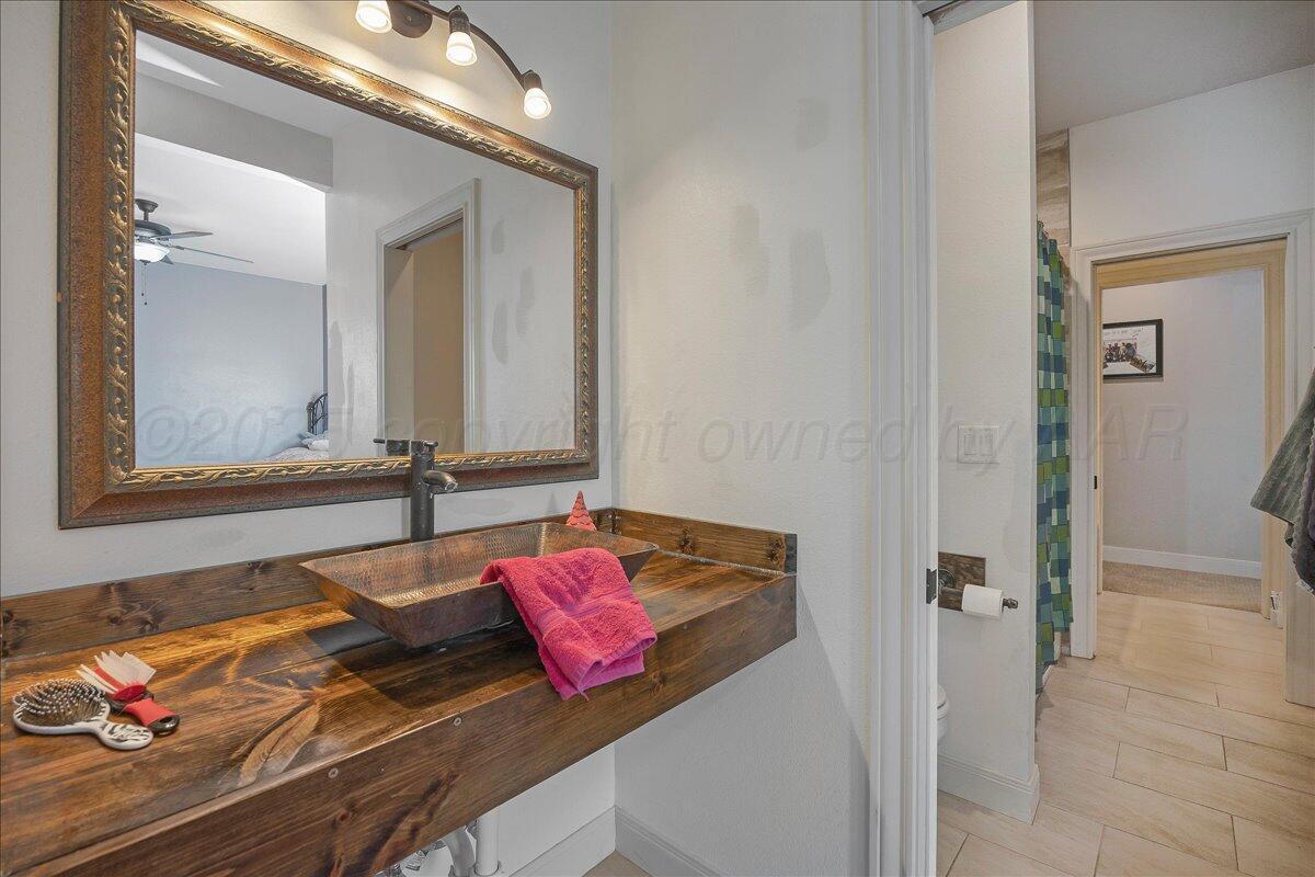 1000 Canyon Parkway Property Photo 30
