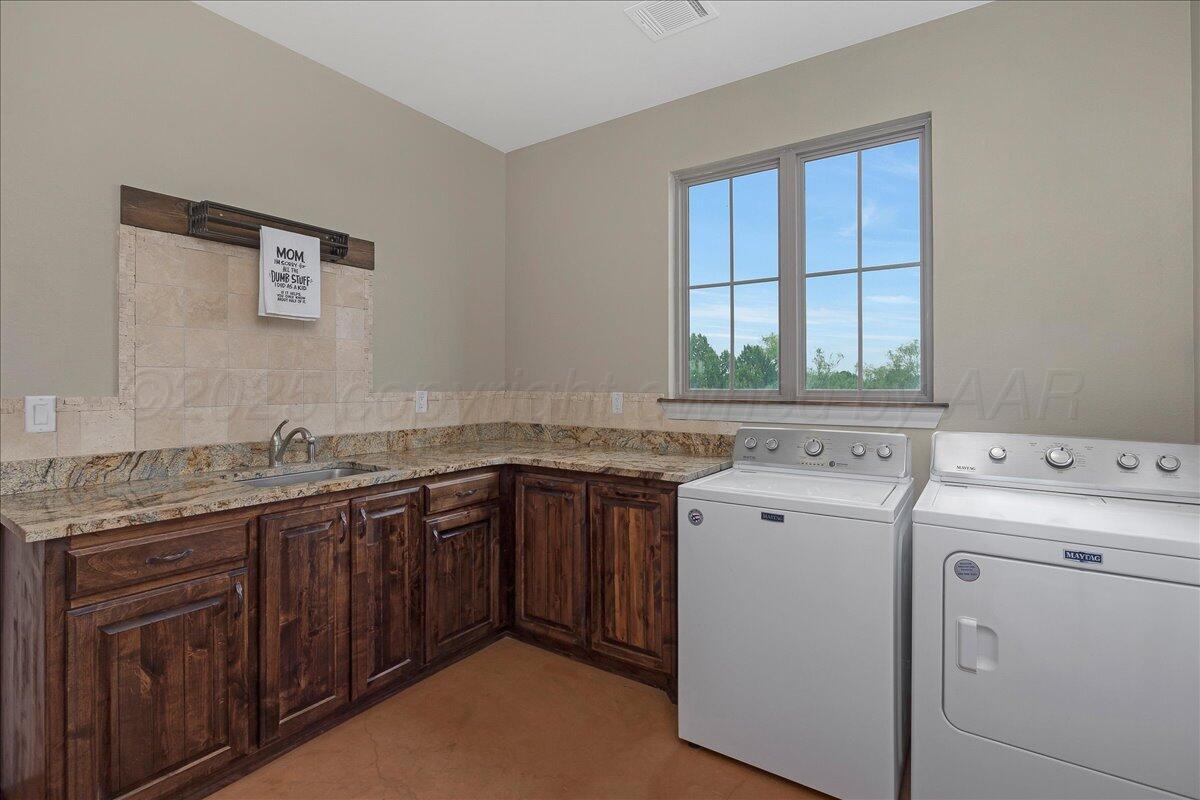 1000 Canyon Parkway Property Photo 32