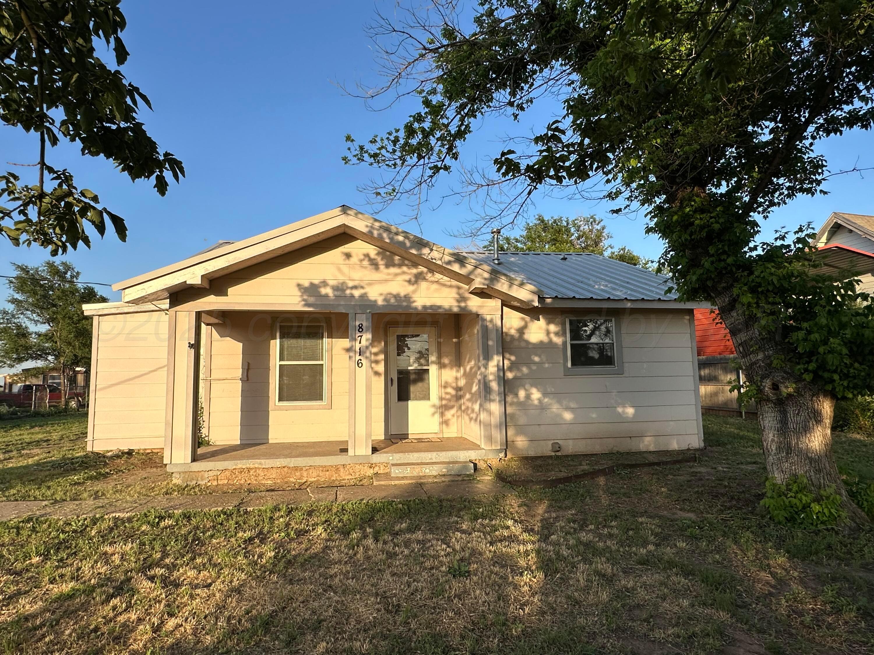 8716 River Road Property Photo 1