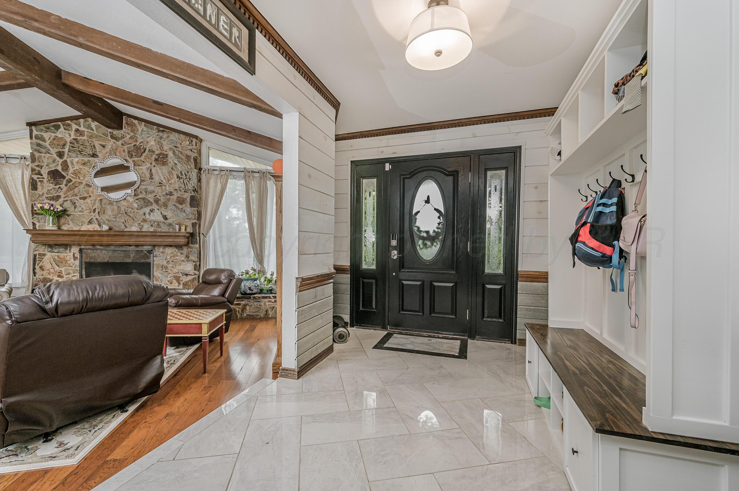 81 Country Club Drive Property Photo 4