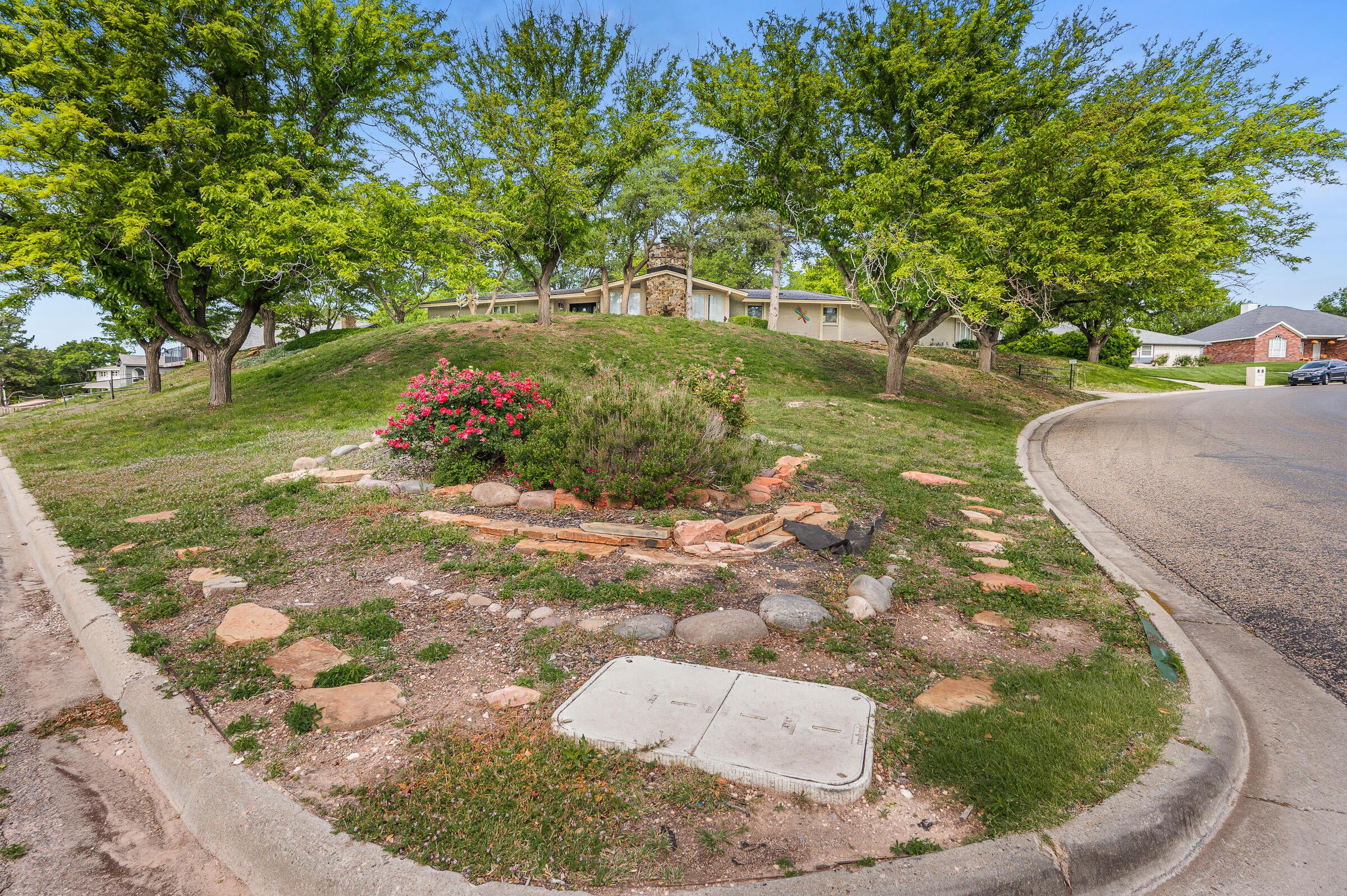 81 Country Club Drive Property Photo 27