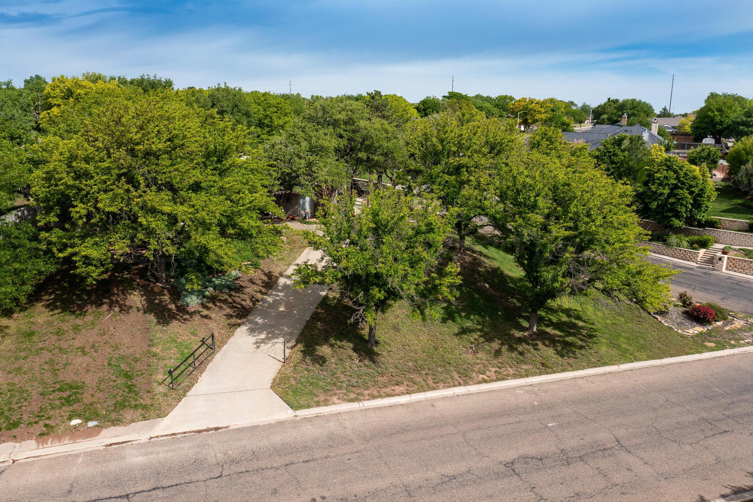 81 Country Club Drive Property Photo 39