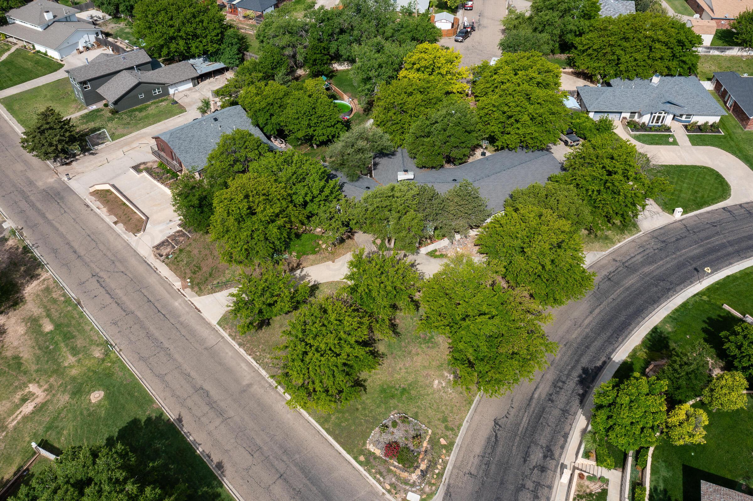 81 Country Club Drive Property Photo 41