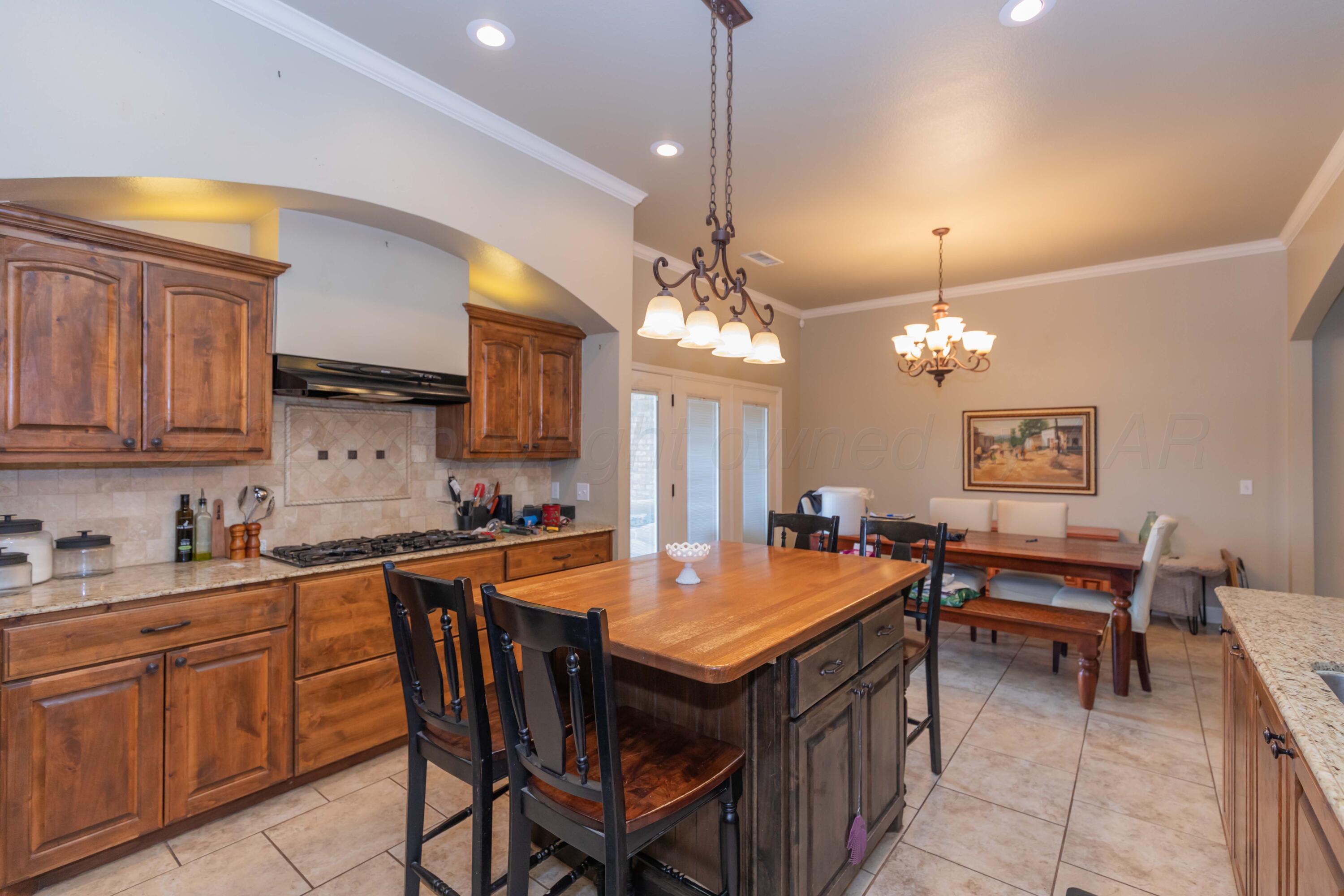 9900 Missy Drive Property Photo 9