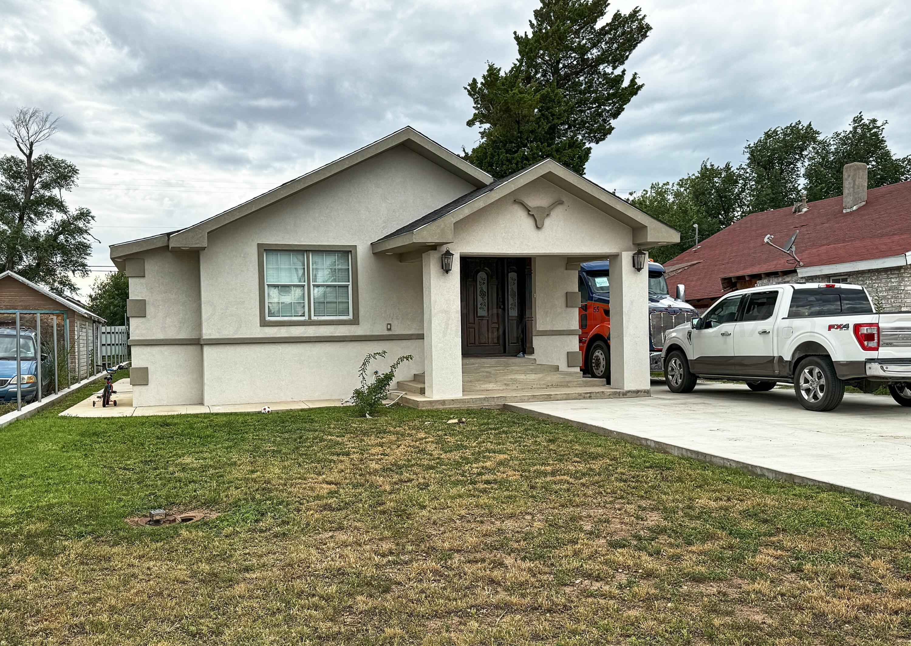 714 S Baylor Street Property Photo 1