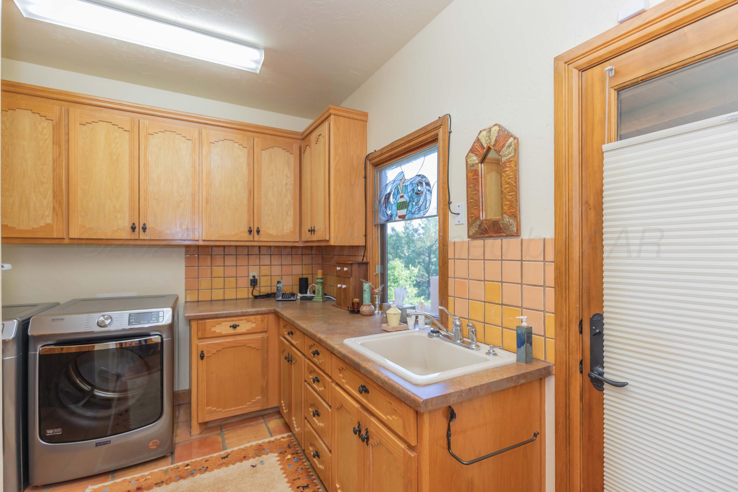 521 Fox Ridge Road Property Photo 44