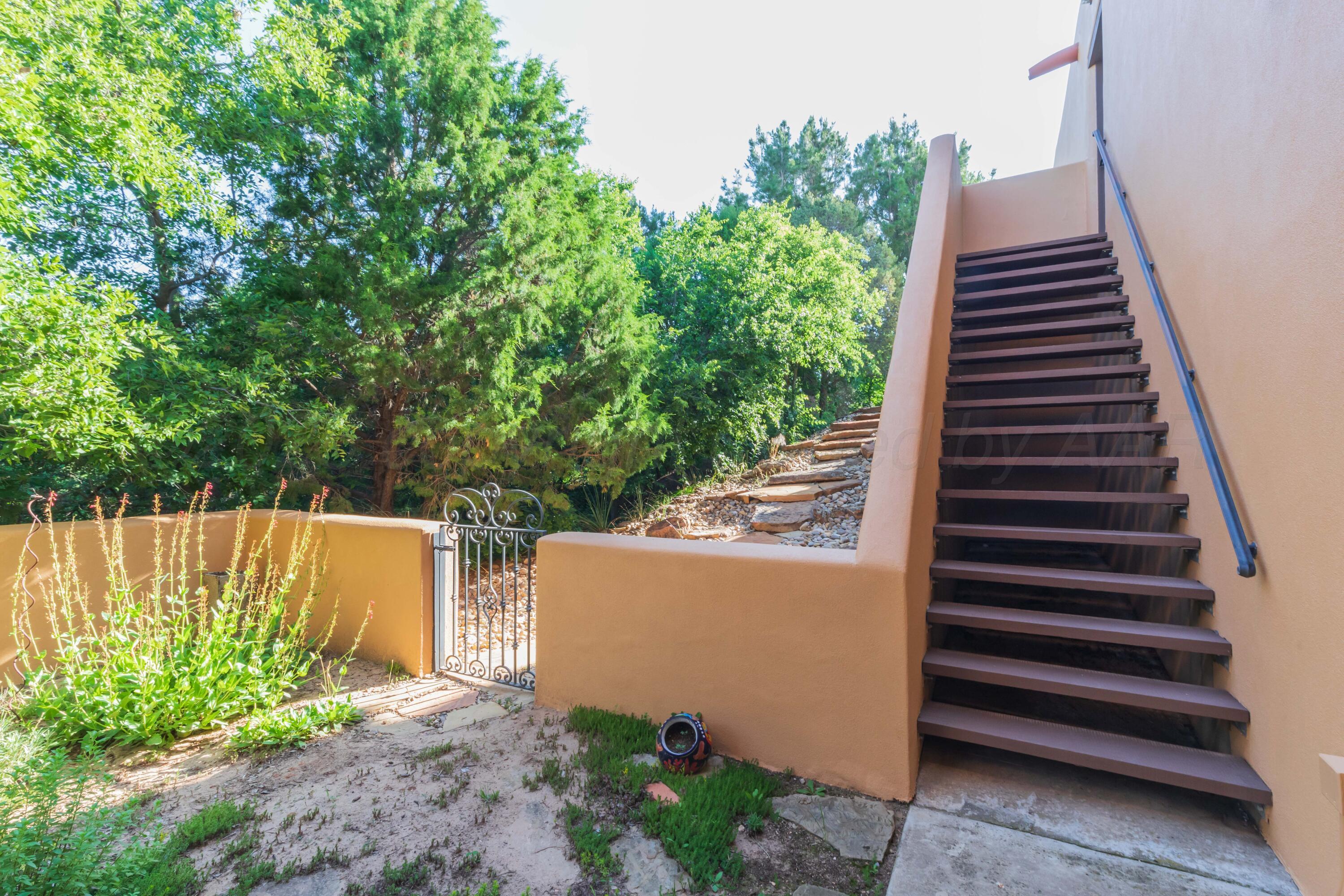 521 Fox Ridge Road Property Photo 46