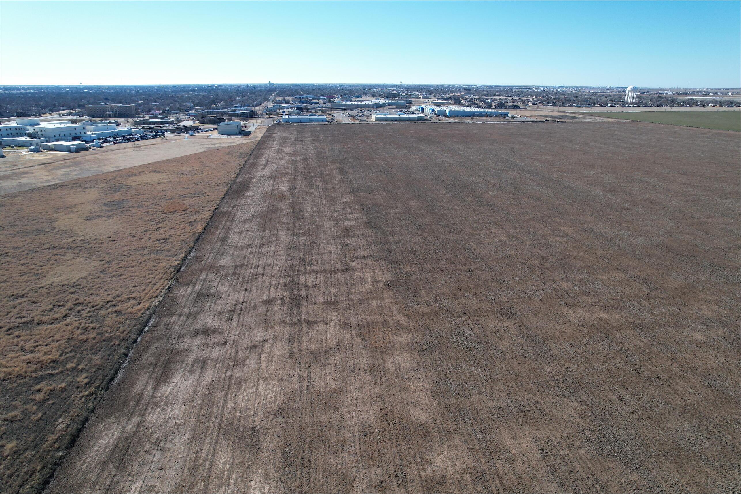 W 30th Avenue Property Photo 8