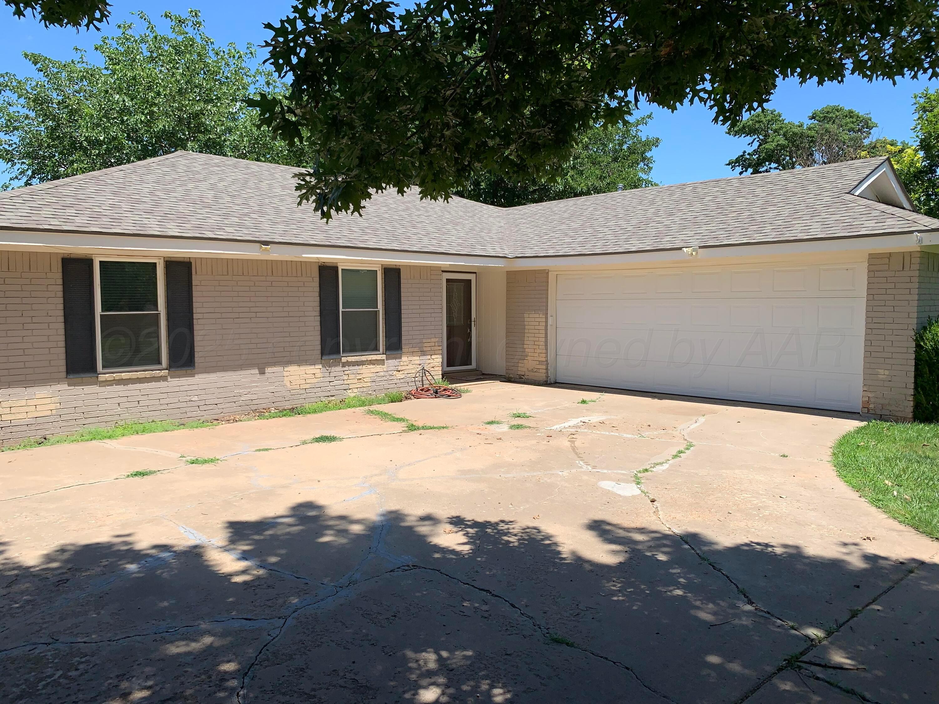 6812 Blacksmith Lane Property Photo 1