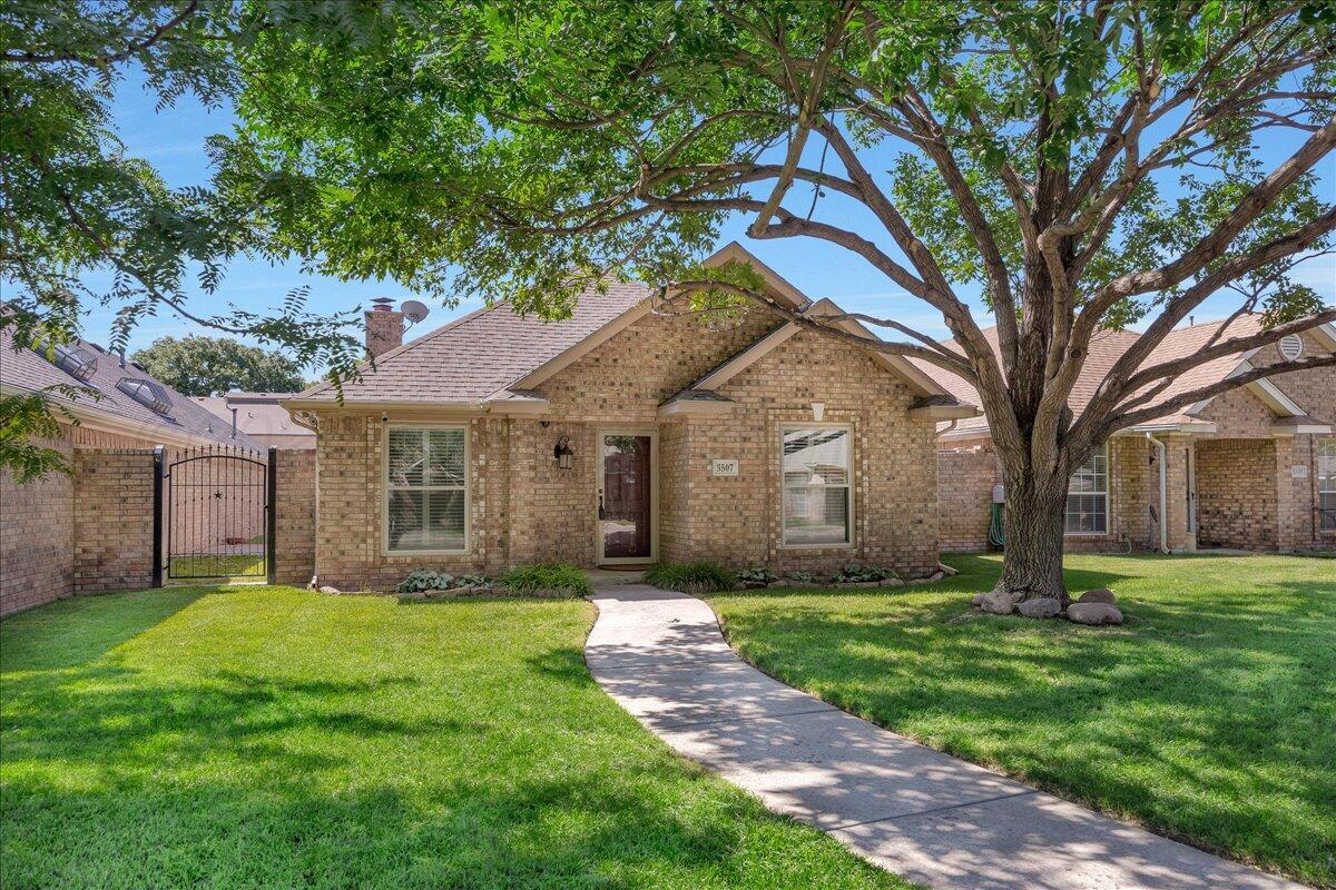 3507 Brennan Gardens Property Photo 1