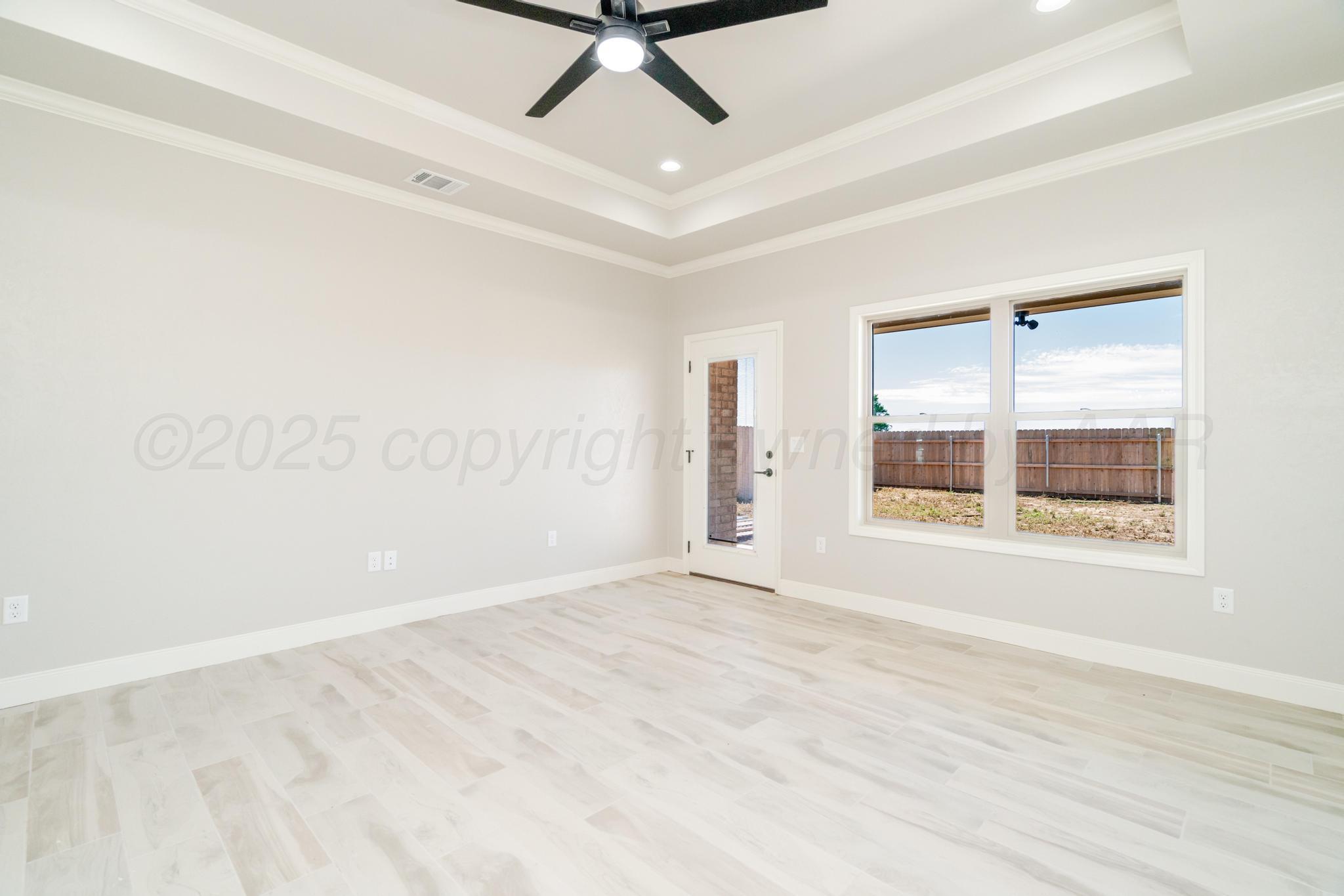1702 Northridge Street Property Photo 4