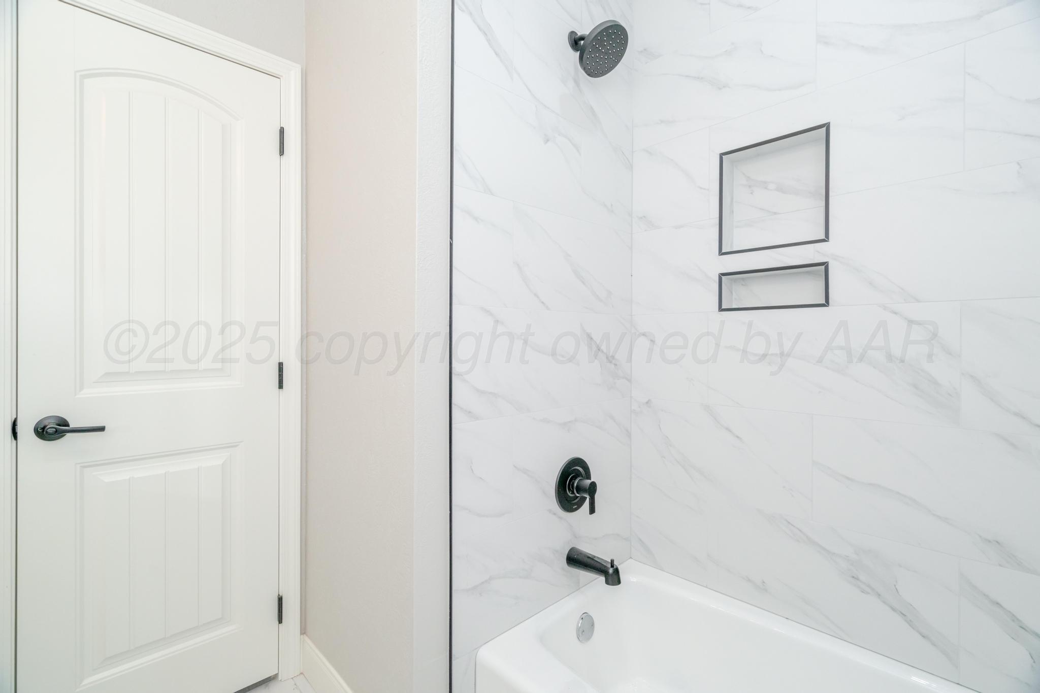 1702 Northridge Street Property Photo 13
