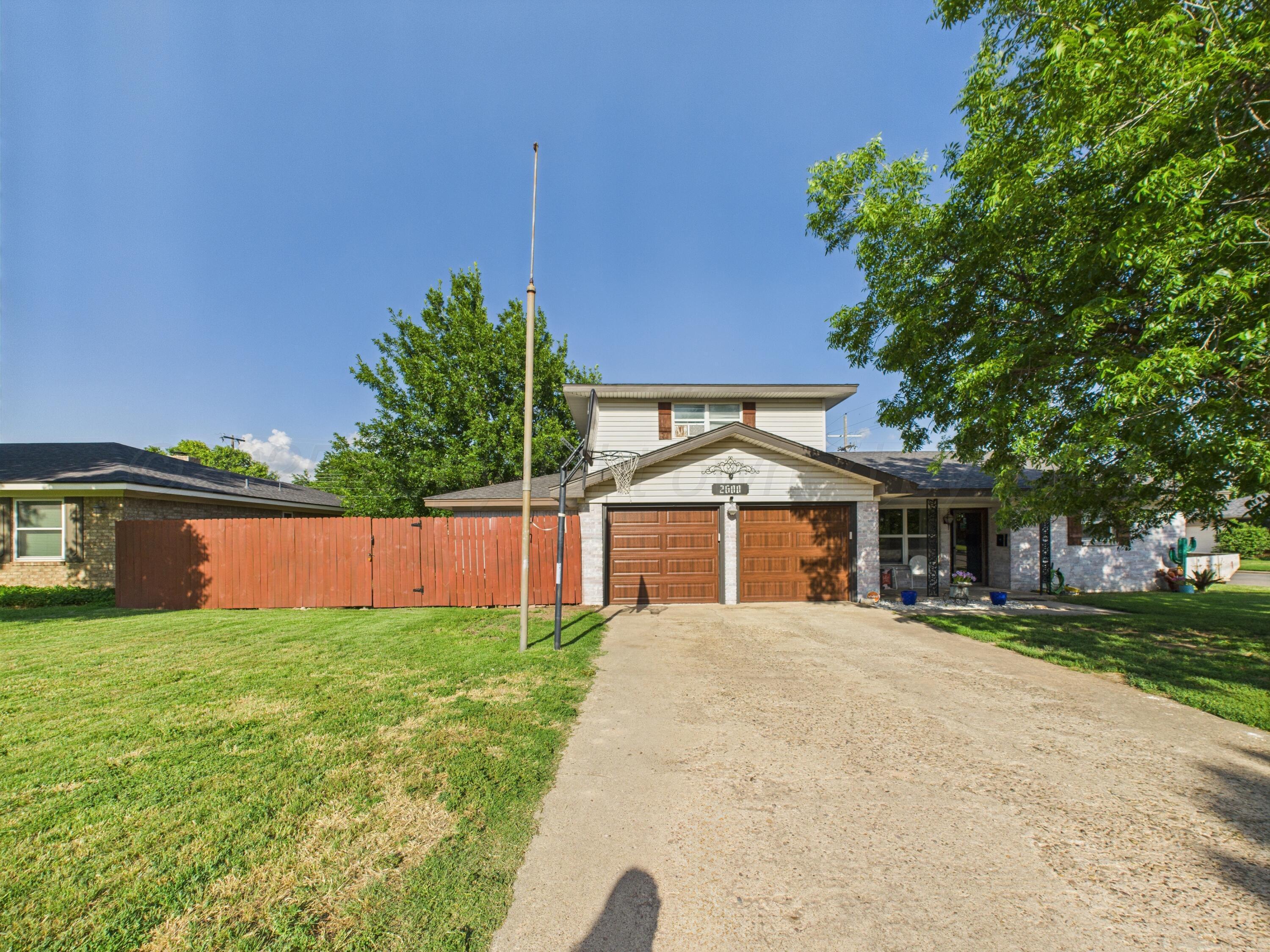 2600 Comanche Trail Property Photo 1