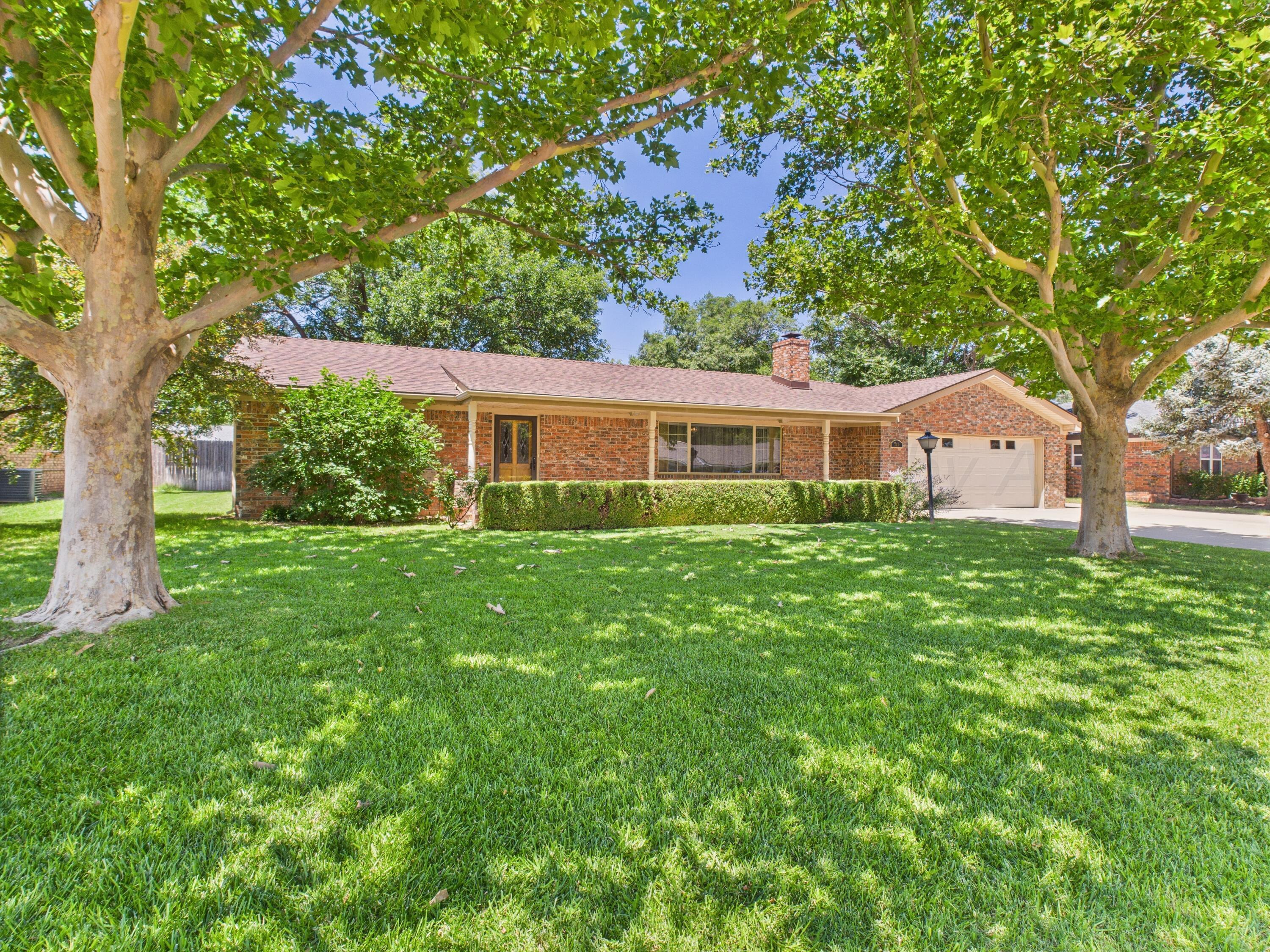 708 Phillips Drive Property Photo 1