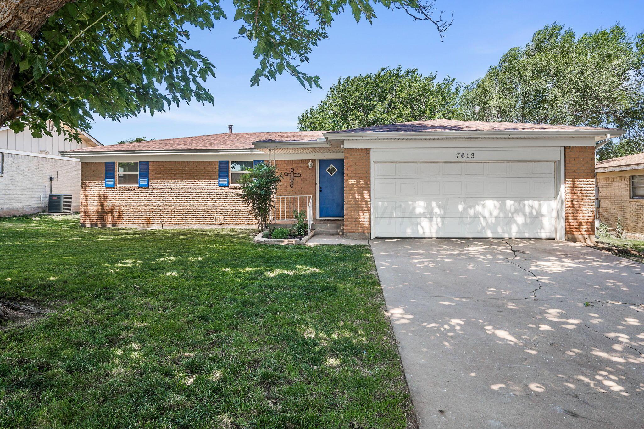 7613 Sombrero Drive Property Photo 1