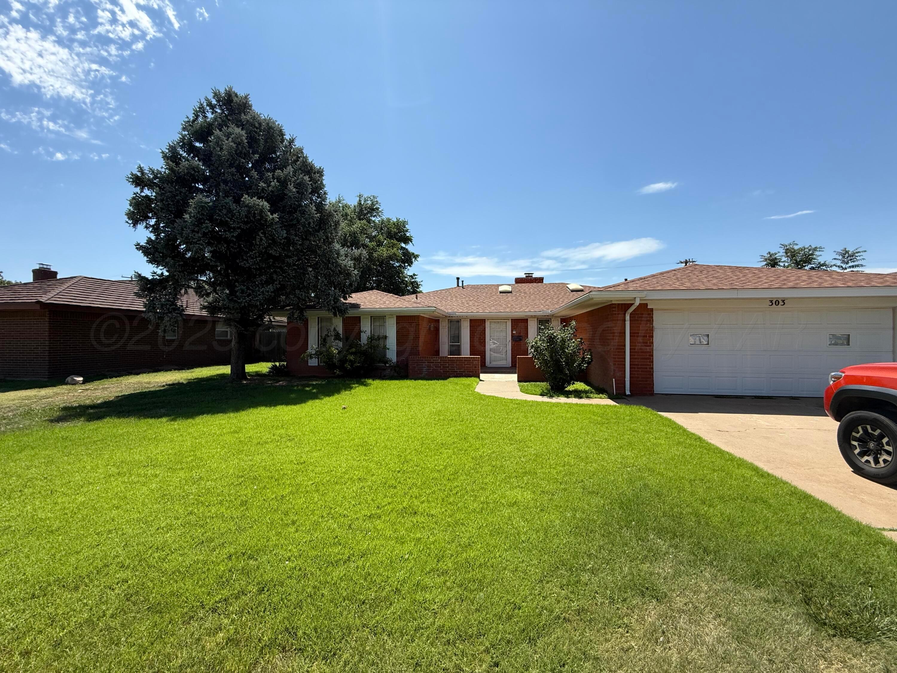 303 Bailey Avenue Property Photo 1