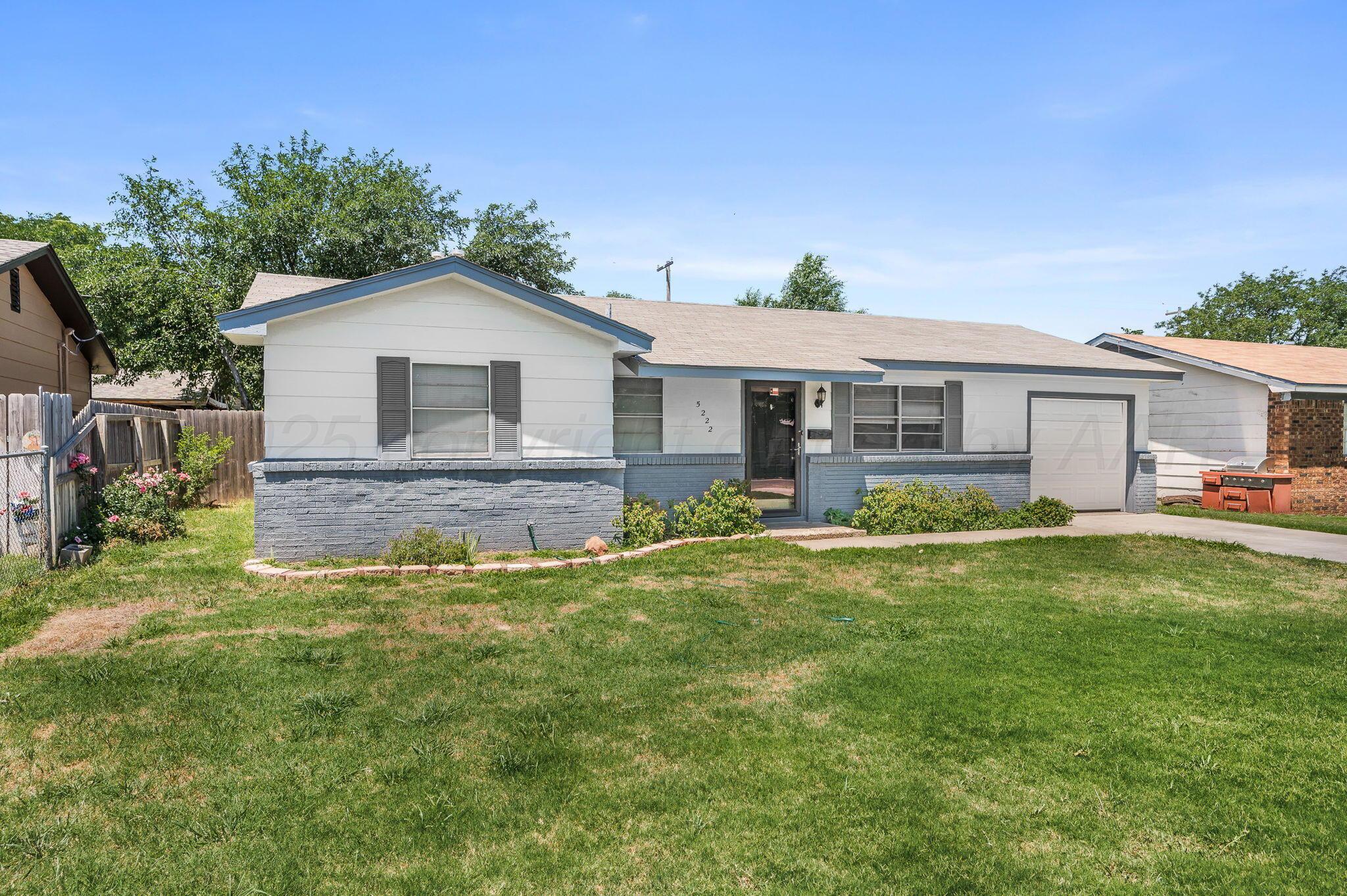 5222 S Travis Street Property Photo 1