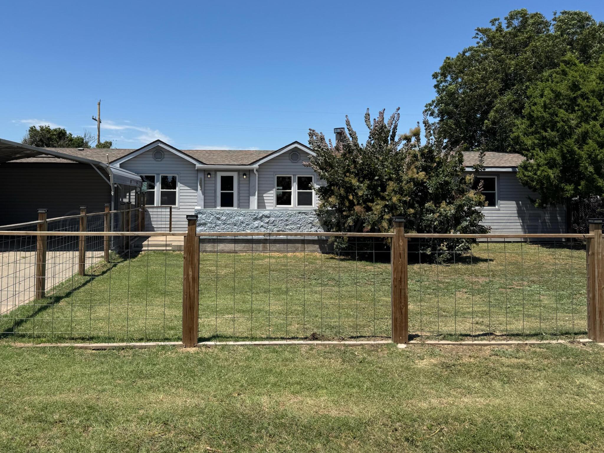 403 Aaron Road Property Photo 1