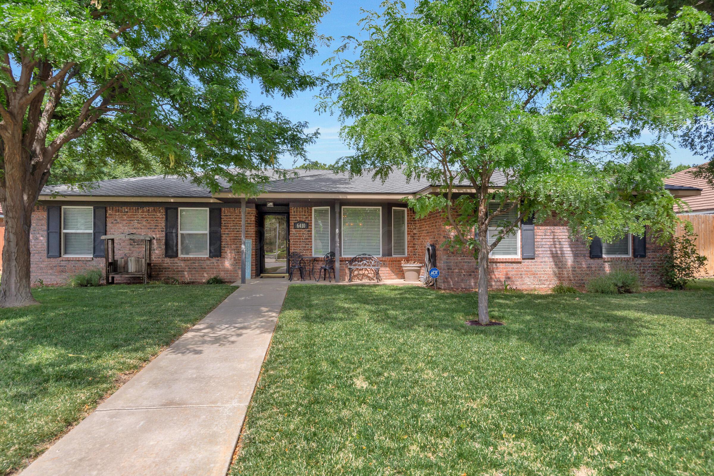 6410 Hamstead Drive Property Photo 1
