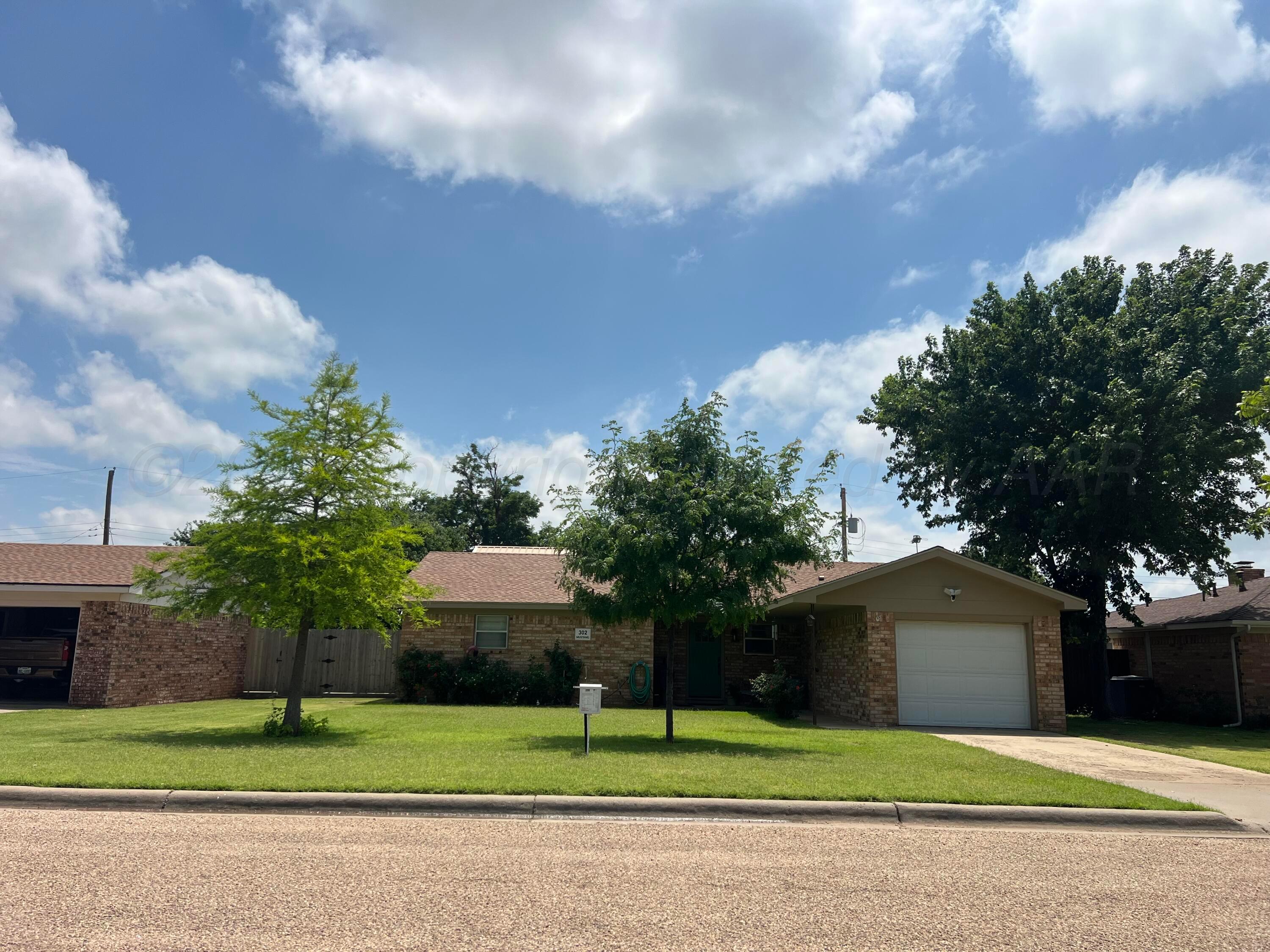302 Mustang Street Property Photo 1