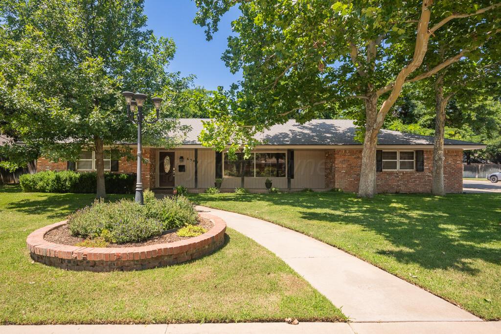 6300 Calumet Road Property Photo 1