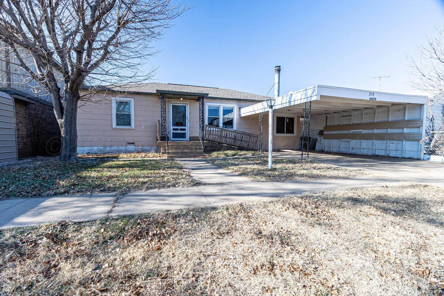 210 S Mackenzie Avenue Property Photo