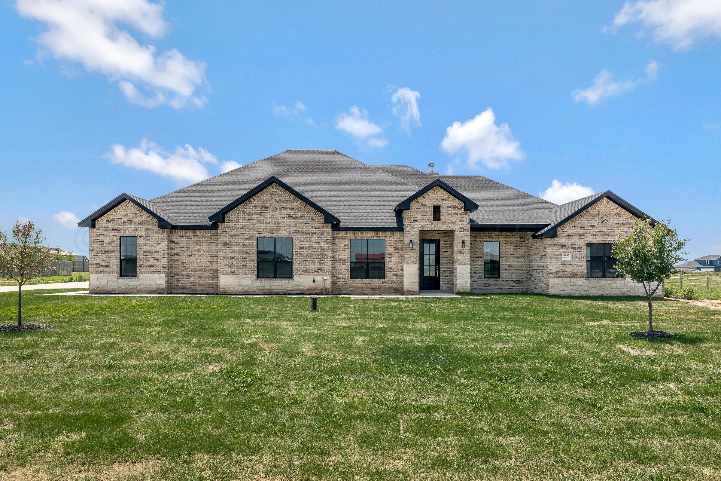 9295 Wintergreen Lane Property Photo 1