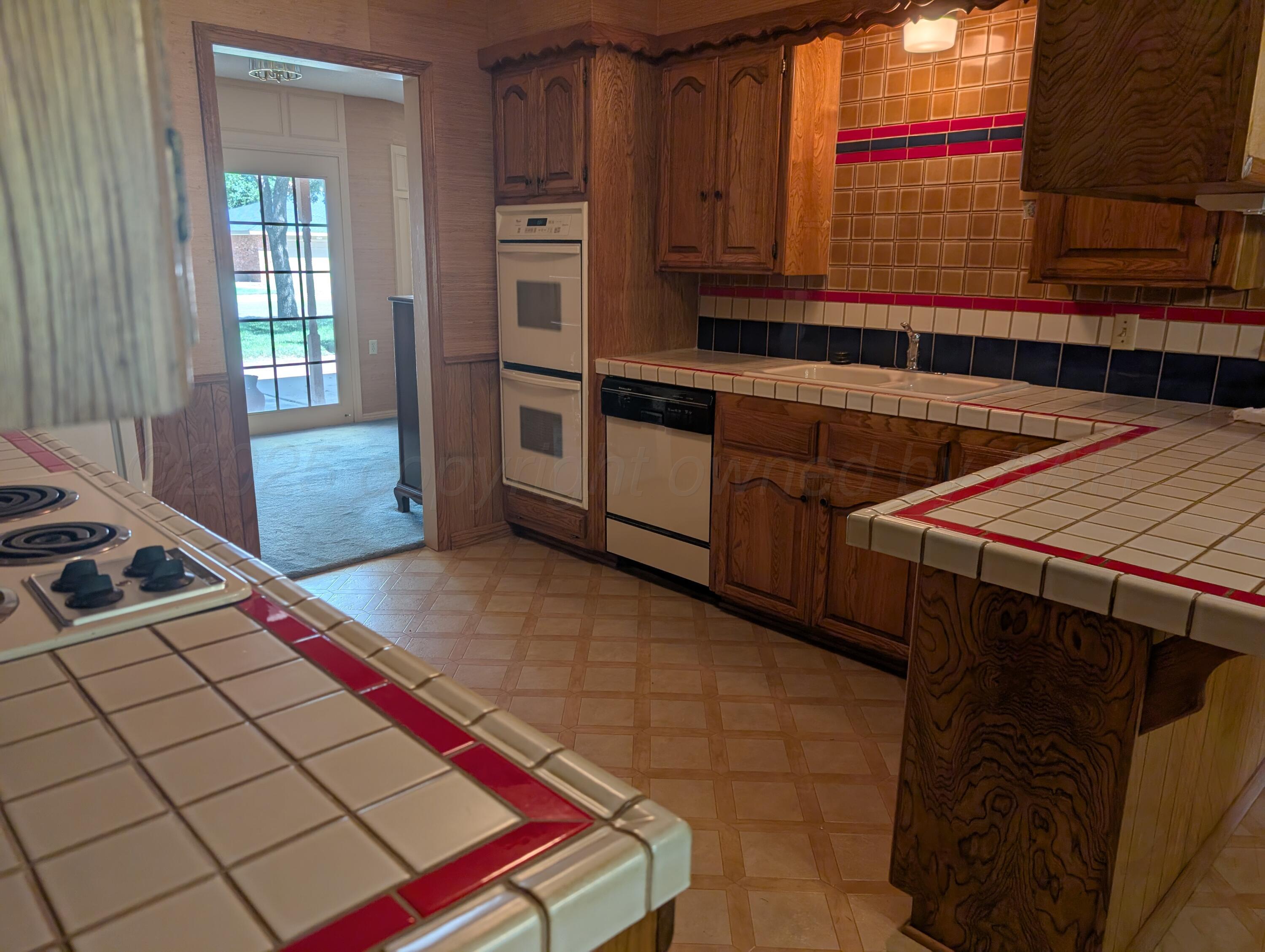333 Centre Street Property Photo 17